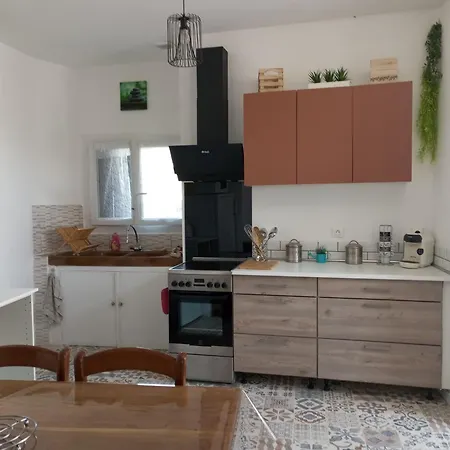 Confort Apartman *